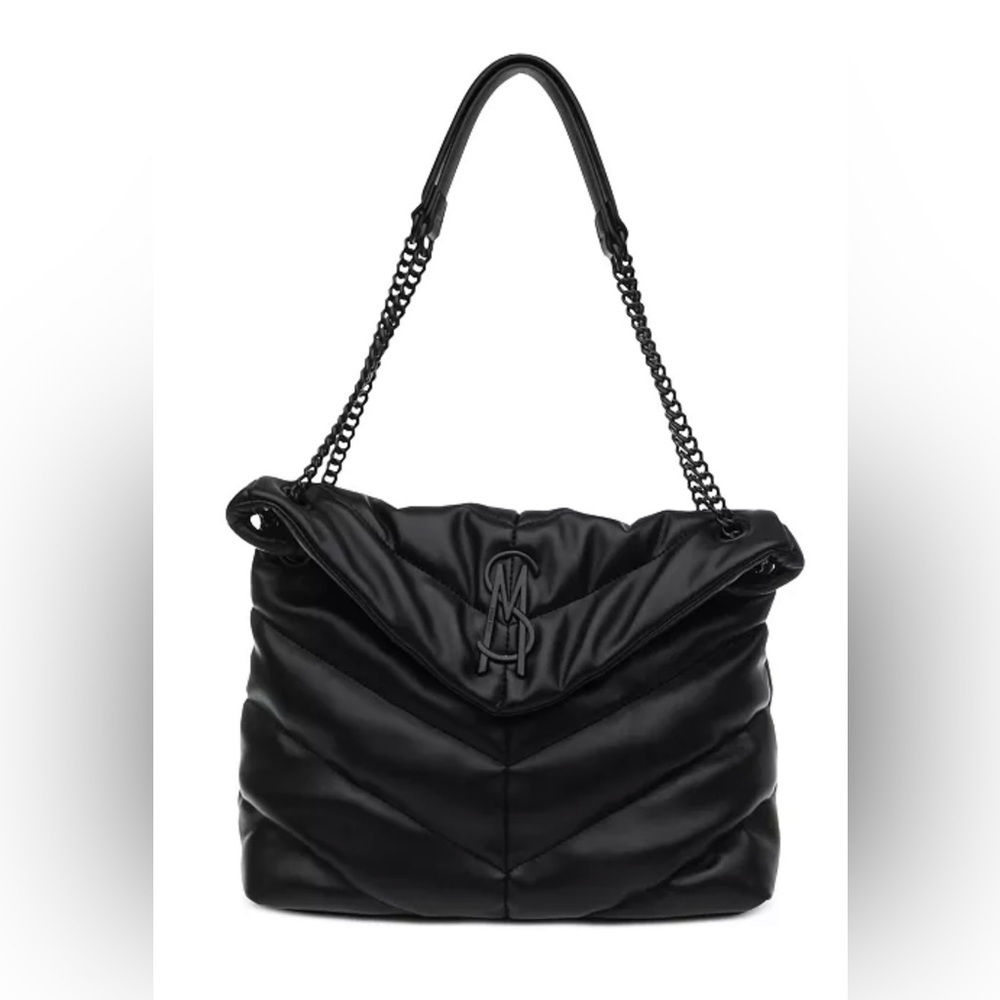 Steve Madden Britta shoulder bag. Black Quilted